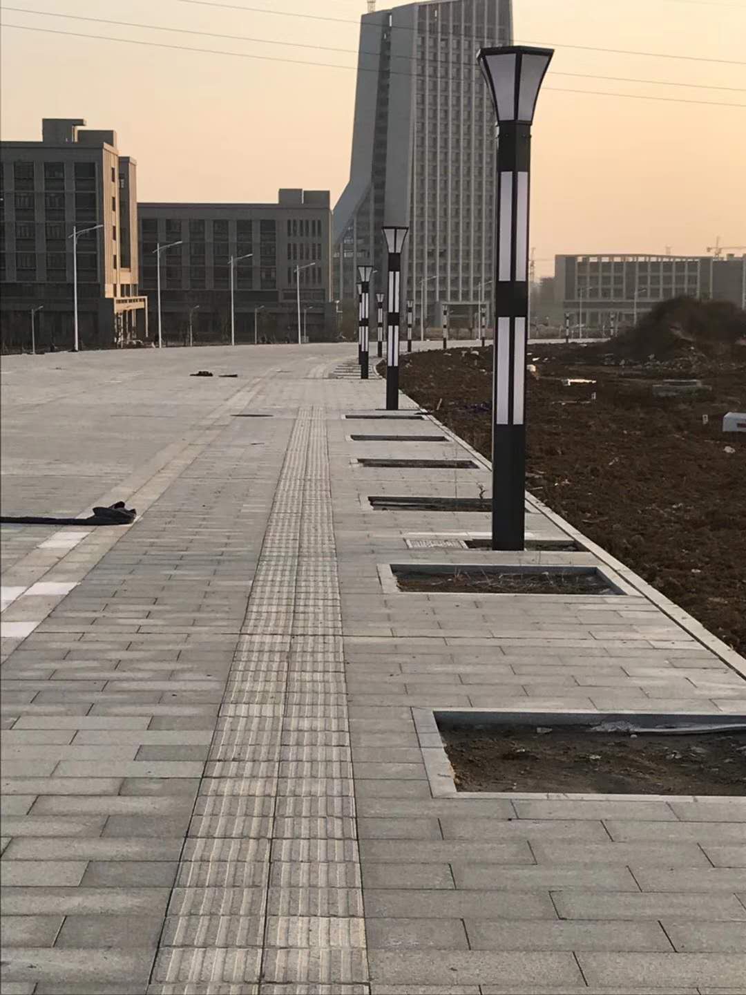 LED路燈、庭院燈、景觀(guān)燈_ led路燈價(jià)格